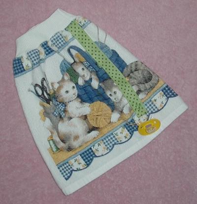 Simplicity pattern 2273: Baby Bibs. Babies sewing pattern.