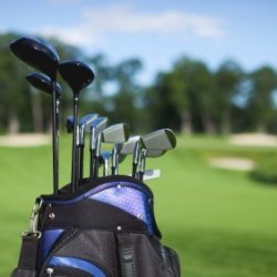 Photo of a golf bag.