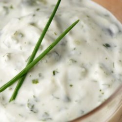 Bowl of tzatziki.