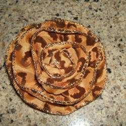 Front view of completed ribbon rose.