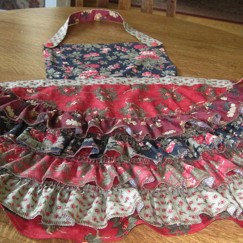 A kitschy half apron.