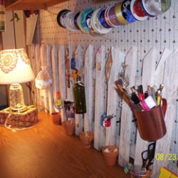 Fencing used to organize a desk