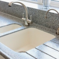 Choosing a Kitchen Sink Color