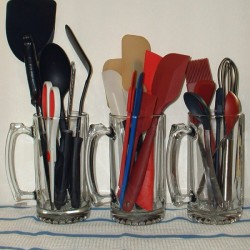 Beer Mugs To Hold Kitchen Utensils