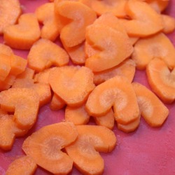 heart shaped carrot slices