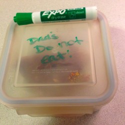 Dry Erase Marker to Label Leftovers 