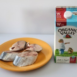 Remove Fishy Smells from Seafood 