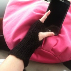 A pair of super easy fingerless gloves.