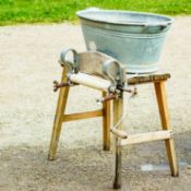 hand operated clothes wringer