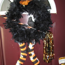 Feathered Halloween Wreath