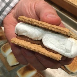 Close up of finished Smore.