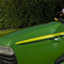 John Deere Riding Mower