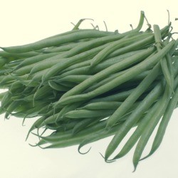 A pile of green beans on a light background.
