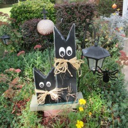 Scrap Wood Halloween Decorations - scrap wood Halloween cats