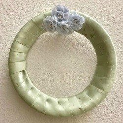 Inexpensive Ribbon Wreath 
