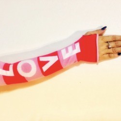 DIY Arm Warmers from Socks - sock arm armer