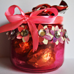 Floral Glass Jar Wedding Favor - finished jar filled with candy