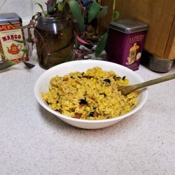 bowl of jambalaya dinner