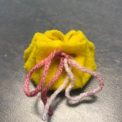 How to Make a No Sew Mini Pouch