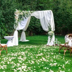 Beautiful setting for outdoors wedding ceremony