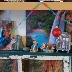 Garland Made from Dollar Tree Paperclips - long view of garland