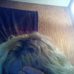 Lightening Roots After Dyeing Hair Blond - dark roots