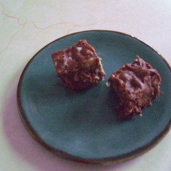 2 pieces Fudge