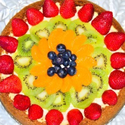 fruit decorated Cheesecake 